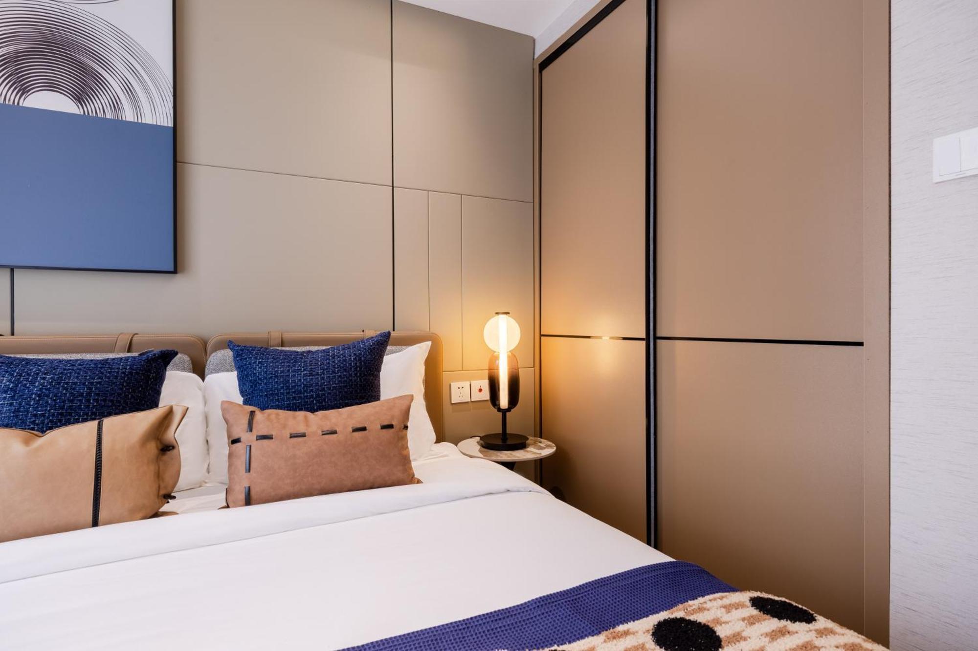 Boruisi Video And Audio Light House - Shenzhen Convention And Exhibition Center Gangxia Metro Station Aparthotel Bagian luar foto