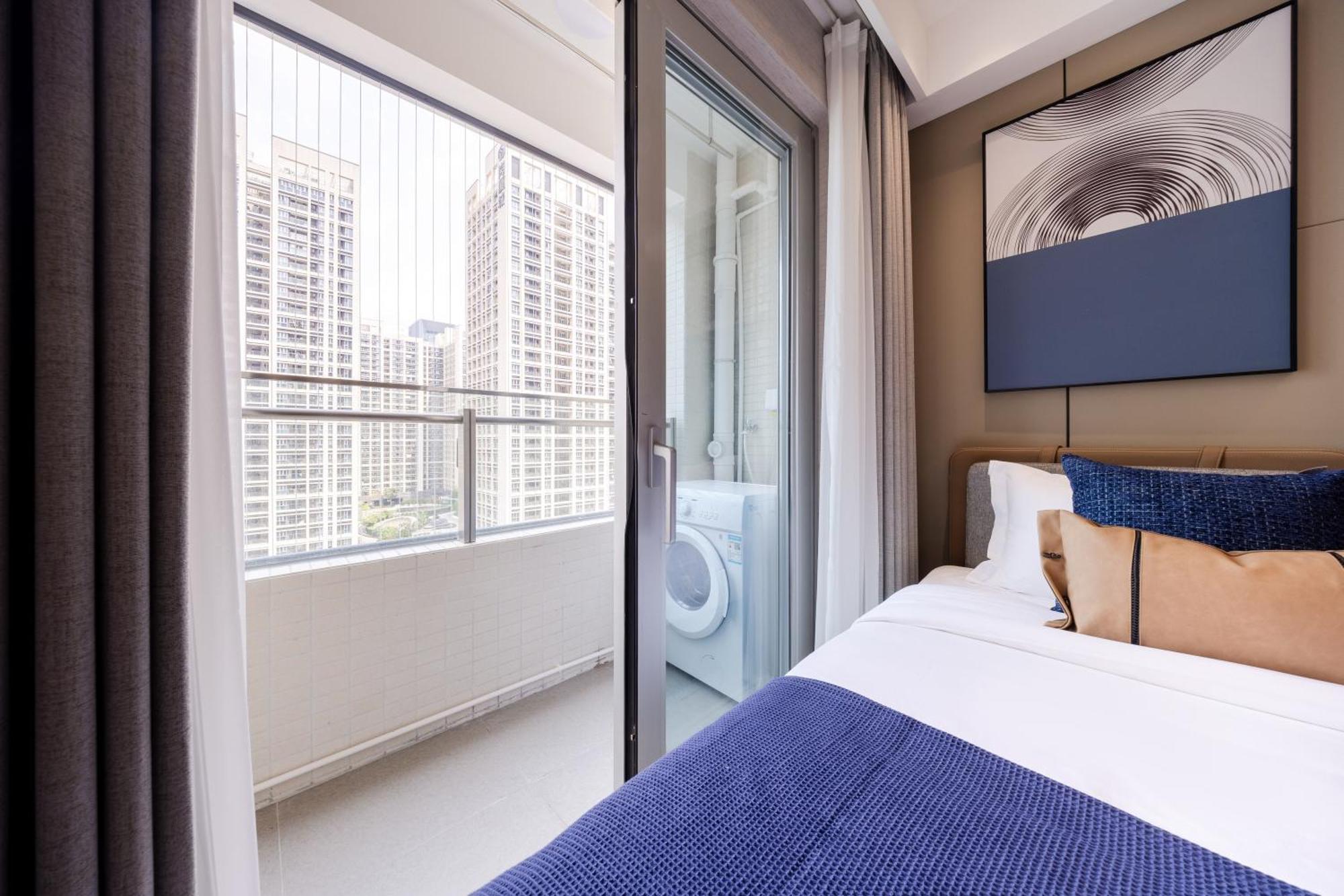 Boruisi Video And Audio Light House - Shenzhen Convention And Exhibition Center Gangxia Metro Station Aparthotel Bagian luar foto