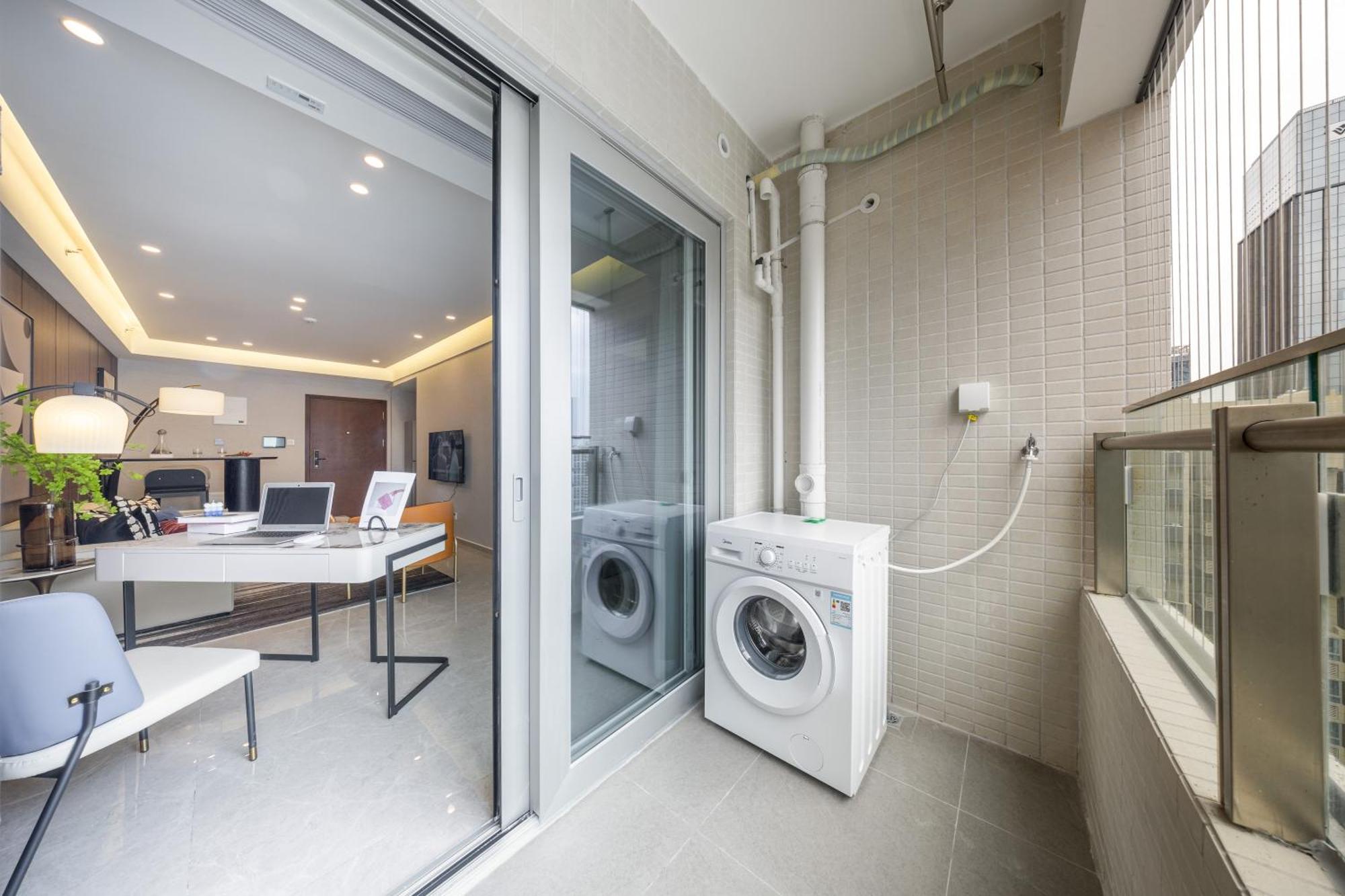 Boruisi Video And Audio Light House - Shenzhen Convention And Exhibition Center Gangxia Metro Station Aparthotel Bagian luar foto