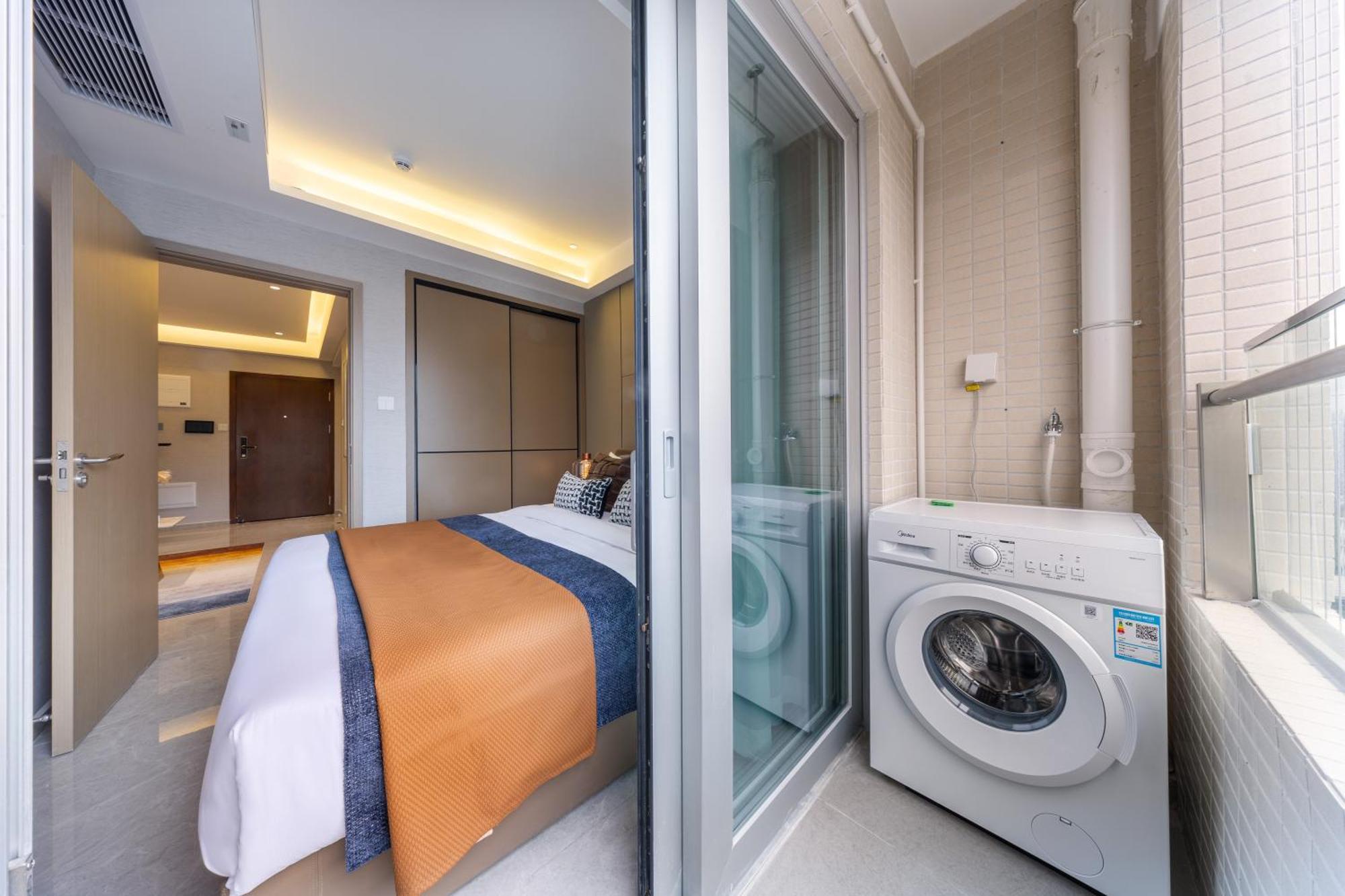 Boruisi Video And Audio Light House - Shenzhen Convention And Exhibition Center Gangxia Metro Station Aparthotel Bagian luar foto