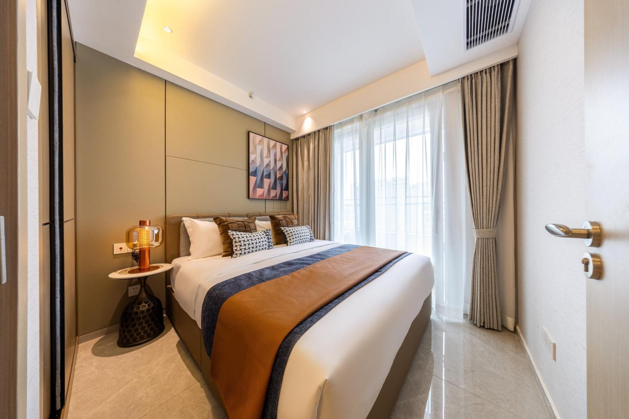 Boruisi Video And Audio Light House - Shenzhen Convention And Exhibition Center Gangxia Metro Station Aparthotel Bagian luar foto