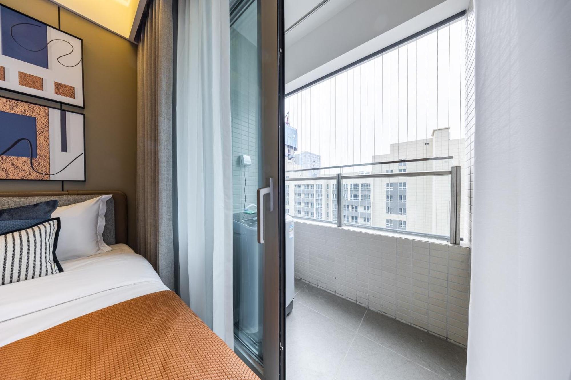 Boruisi Video And Audio Light House - Shenzhen Convention And Exhibition Center Gangxia Metro Station Aparthotel Bagian luar foto